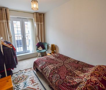 2 bedroom - Photo 5