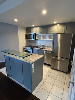 For Lease - 8 York Street Unit# 1109, Toronto, Ontario - Photo 1