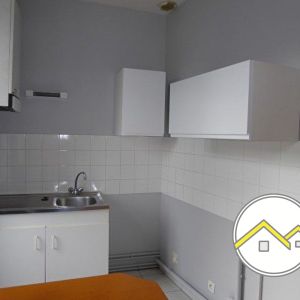 Location Appartement 2 pièces 33m² CHATEAUBRIANT 44110 - Photo 2