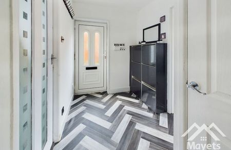 Briar Hill Close, Blackburn - Photo 3