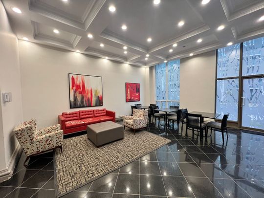 For Lease - 7 Lorraine Drive Unit# 2505 MASTER BR, Toronto, Ontario - Photo 1