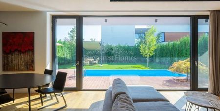 Cinematic Living by the forest, 4 Bedrooms, Tunari- Pipera - Photo 2