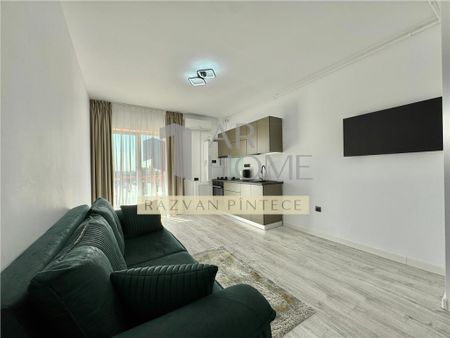 Apartament 3 camere de lux, prima , centrala termica, zona - Photo 3
