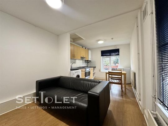 1 bedroom apartment to rent - Photo 1