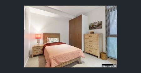 CAPTIVATING VIEWS! - Photo 3