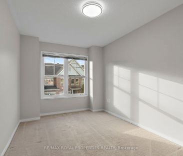 For Lease - 110 Expedition Crescent, Whitchurch-Stouffville, Ontario - Photo 5