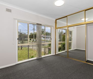 Lovely 3-Bedroom Home - Photo 1