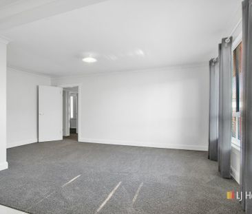 8 Parker Street, DEVONPORT - Photo 2