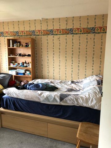 4 bedroom semi-detached house to rent - Photo 2