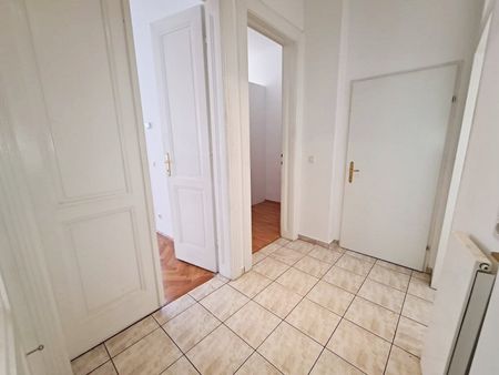 BELVEDERE-NÄHE, sonnige 61 m2 Altbau, 3 Zimmer, Extraküche, Duschbad, Parketten, 2. Liftstock, Keilgasse - Photo 4