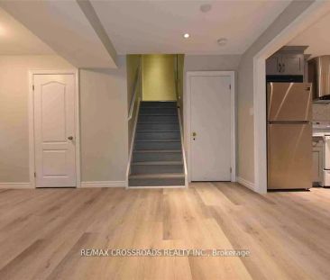 782 Cummer Avenue #Lower - Photo 6