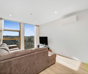 Resort-Style Apartment Living with Exceptional Resident Amenities - Photo 3