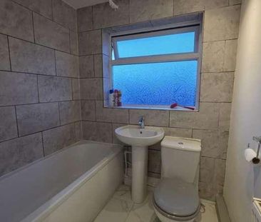 Windrush Road, Swindon, SN25 - Photo 2