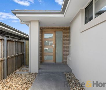 11a Beattie Street, Gledswood Hills, NSW 2557 - Photo 2