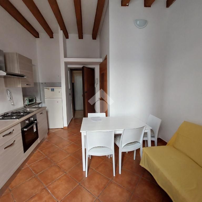 Bilocale in affitto - Photo 1
