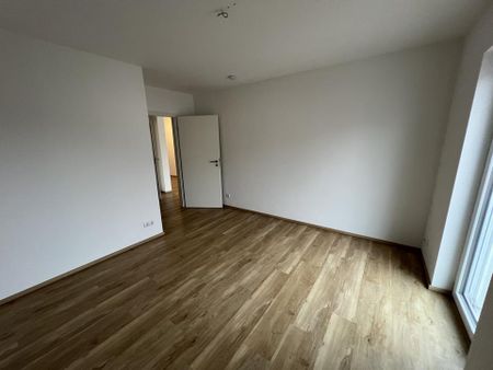 4-Zimmer-Wohnung in Rehau - Aufzug - Balkon - Garage mit direktem Zugang zum Gebäude - Baujahr 2016 - Photo 5