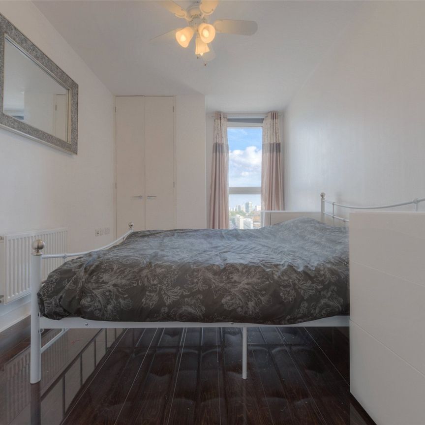 Woods House, Grosvenor Waterside, Chelsea, SW1W 8DF - Photo 1