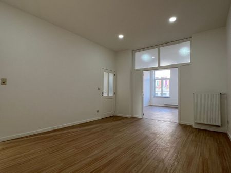 Gerenoveerd appartement met 2 slaapkamers in Sint-Joost-ten-Node - Foto 2