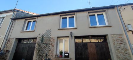 Appartement 2 pièces de 66 M² dans maison de ville + 21 m2 de buanderie/garage - Photo 5