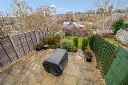 Addison Road, Guildford, Surrey, GU1 - Photo 3