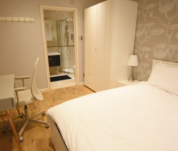 Huntsworth Mews, London, NW1 - Photo 6