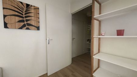 Studio meublé avec balcon + parking – Résidence calme à Issy-les-Moulineaux (92130) - Photo 2