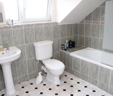 229 Park Avenue, Belfast, BT4 1LN - Photo 2