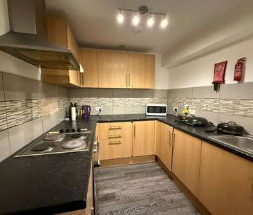 Compact size studio flat for single person - high road ilford - Photo 5