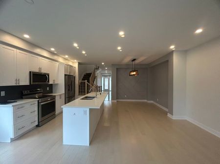 For Lease - 870 Solarium Avenue, Blossom Park - Airport and Area, Ontario - Photo 5