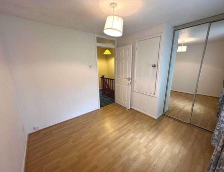 Chamberlain Close, West Thamesmead, SE28 - Photo 5