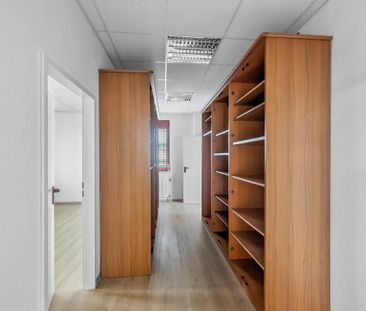 Wohnung in Gewerbegebiet - Photo 1