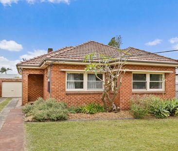 Fantastic Location - Photo 2