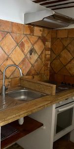 Location Appartement 2 pièces 54m² CARPENTRAS 84200 - Photo 3