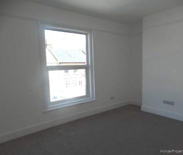 2 bedroom property to rent in Eastbourne - Photo 1