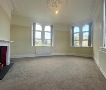 2 bedroom end of terrace house to rent - Photo 2