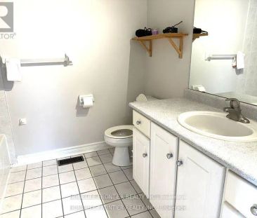 210 KIMONO CRESCENT - Photo 4