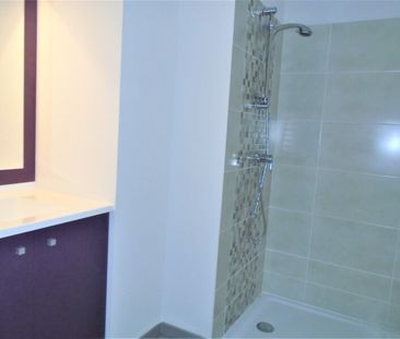 Location Appartement 2 pièces 40m² ST ANDRE DE CUBZAC 33240 - Photo 4