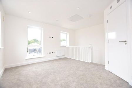 2 bedroom townhouse to rent - Photo 3