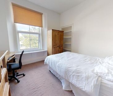 5 bedroom flat share to rent - Photo 5