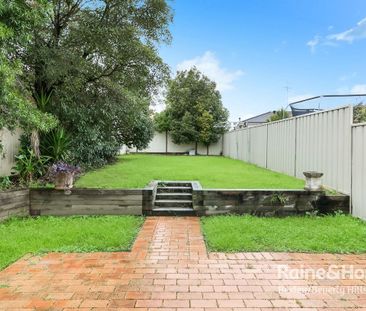 6a Mavis Avenue, Peakhurst, NSW 2210 - Photo 4