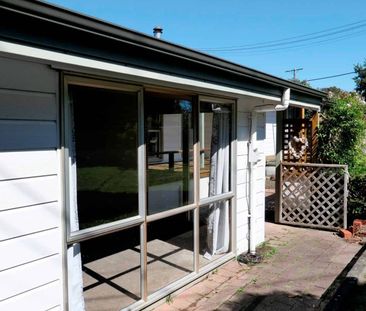 Four-Bedroom, Two-Bathroom Home in Sought-After Raumati - Photo 4