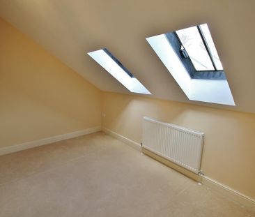 4 bedroom detached house to rent - Photo 6