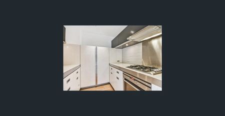 2 BEDROOM IN GREAT LOCATION - Photo 2