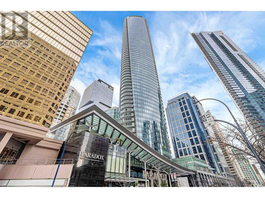 1151 W GEORGIA STREET, Vancouver, British Columbia - Photo 1