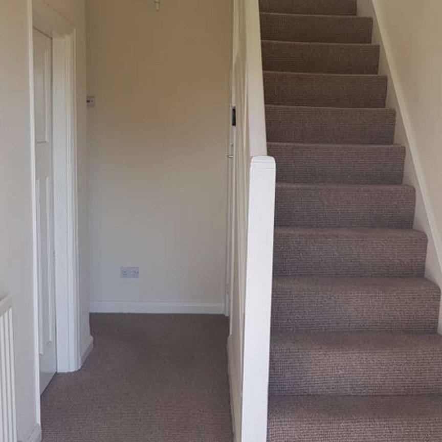 Spacious En-Suite Room in Shared House - Photo 1