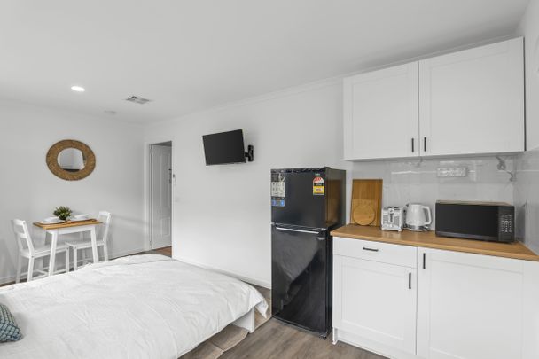 Wyndham Vale - Photo 1