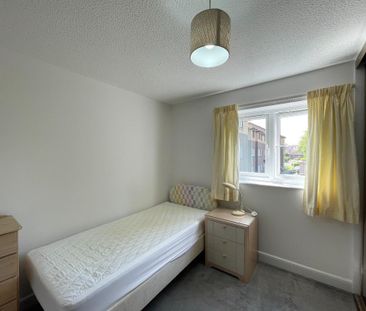 3 bedroom flat to rent - Photo 5