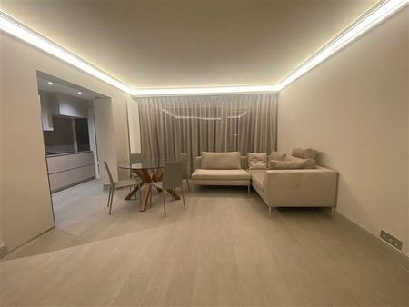 Appartement te huur - Foto 2