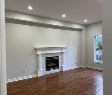 For Lease - 18 Oak Avenue, Richmond Hill, Ontario - Photo 5