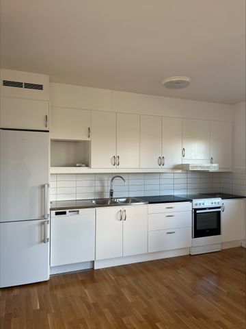 Genuagatan, Västerås - Photo 3